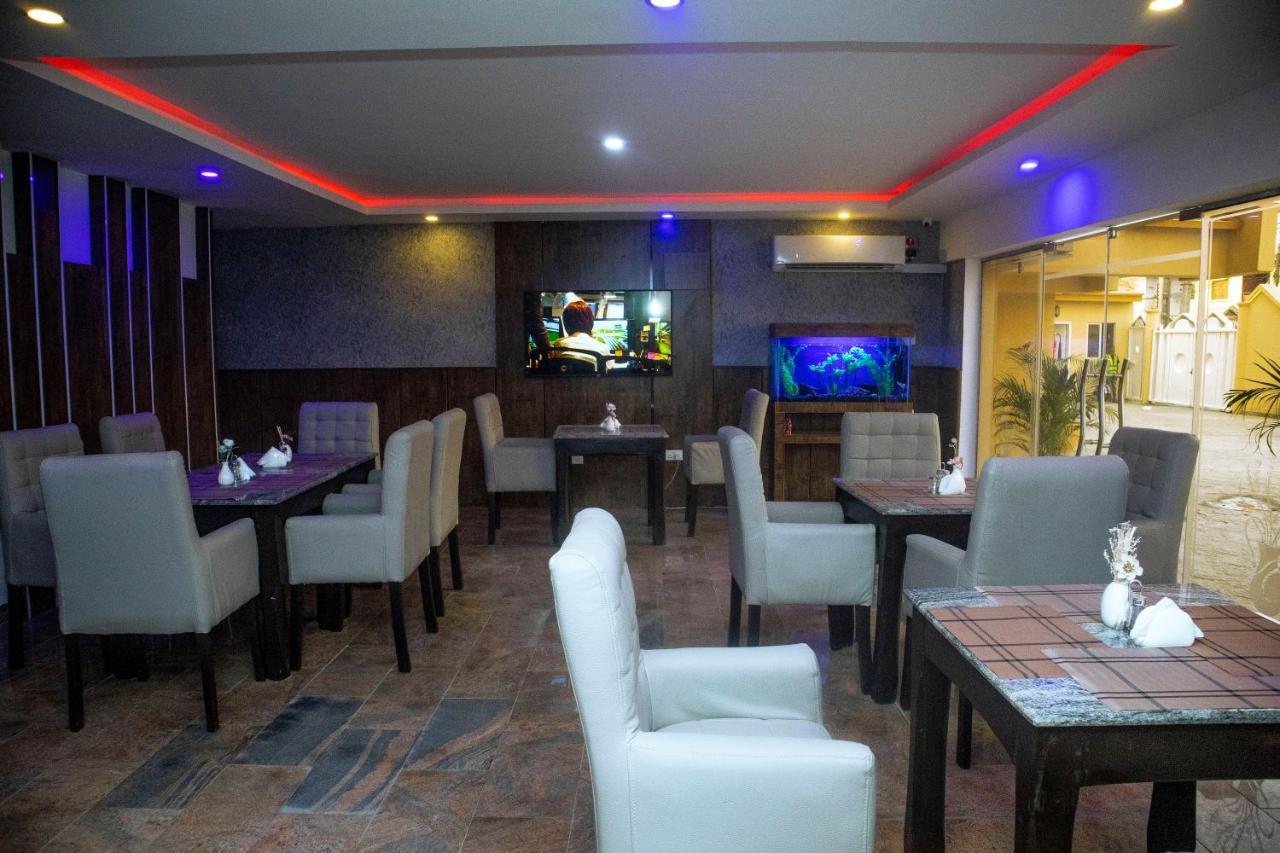 Presken Hotels @Fajodd-4 Ikeja Exterior foto